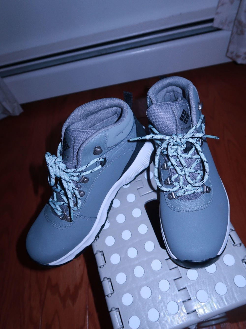 Columbia snow boots